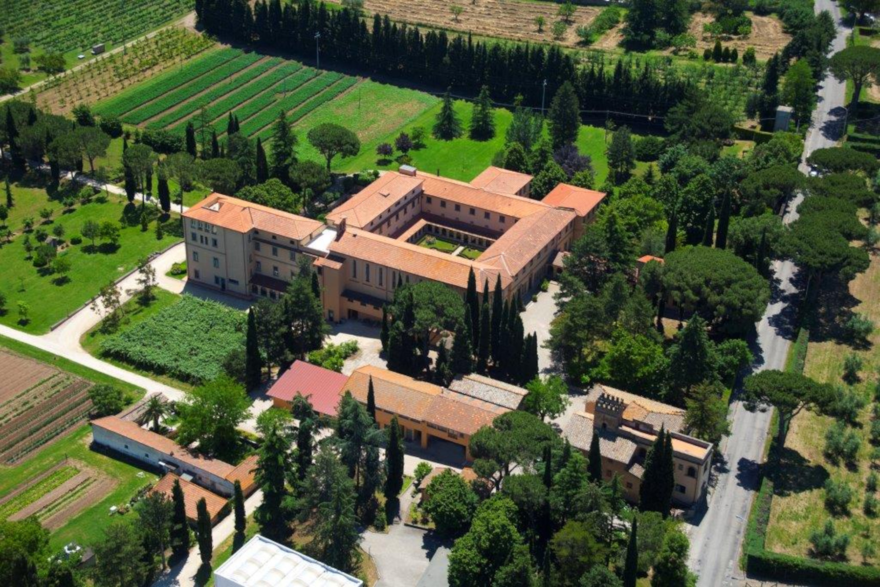 Il Monastero delle Suore Cistercensi Trappiste sceglie OREV® per l’etichetta ambientale e la tracciabilità dei suoi vini